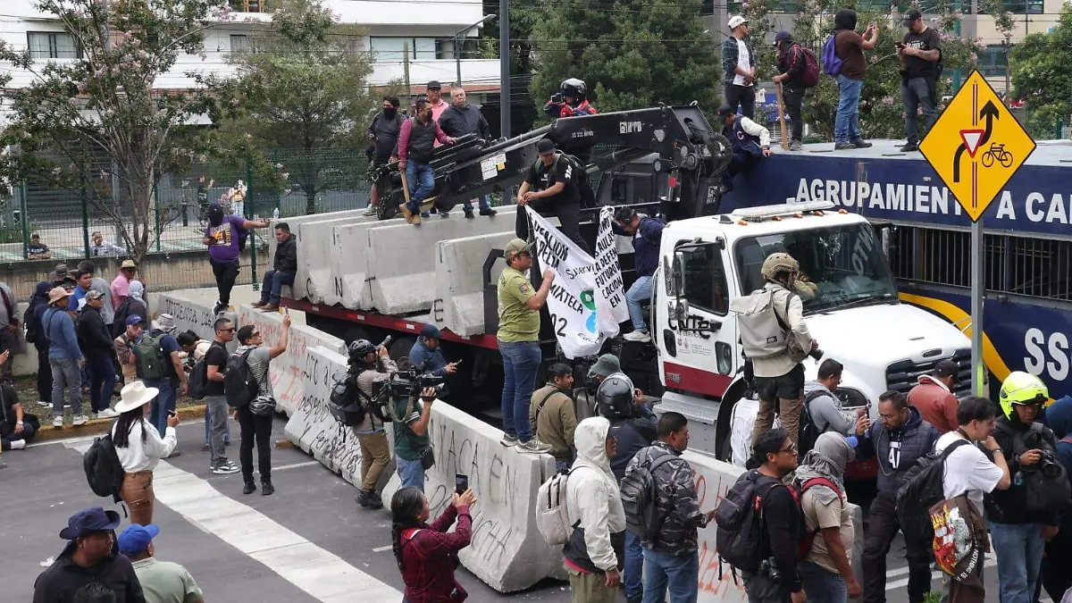 Gobierno de CDMX pacta puntos de manifestación para no empañar inauguración mundialista
