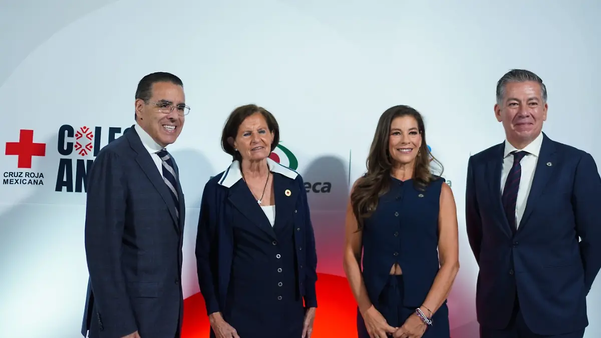 Con apoyo de clientes, Banco Azteca dona 4 mdp a Cruz Roja