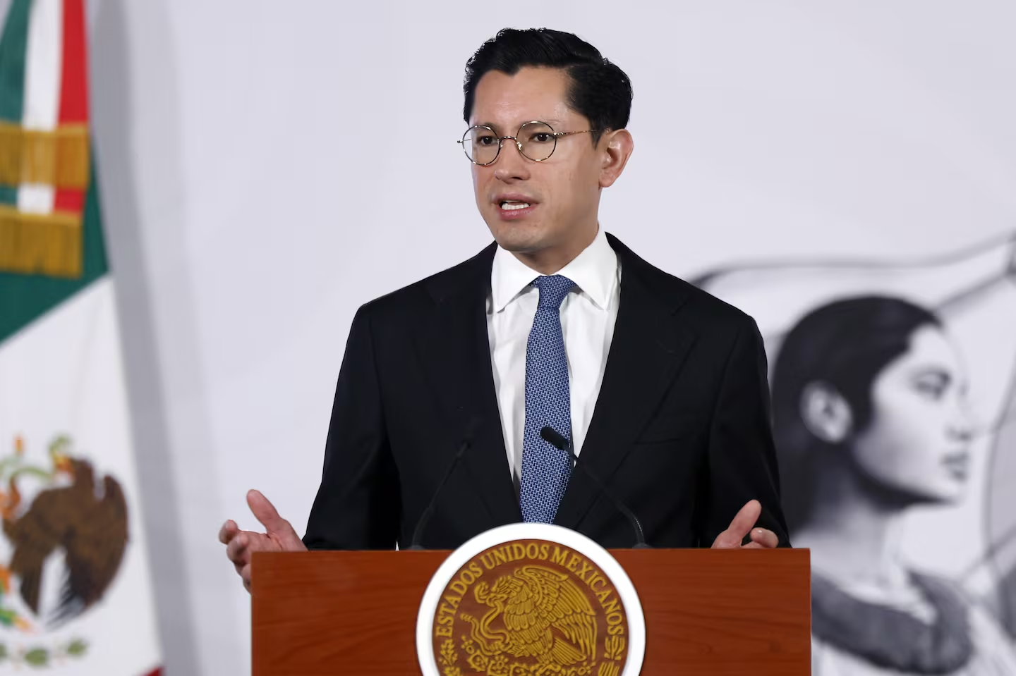 Acuerdan México y EU cooperación para el combate al tráfico de armas y desmantelar cárteles