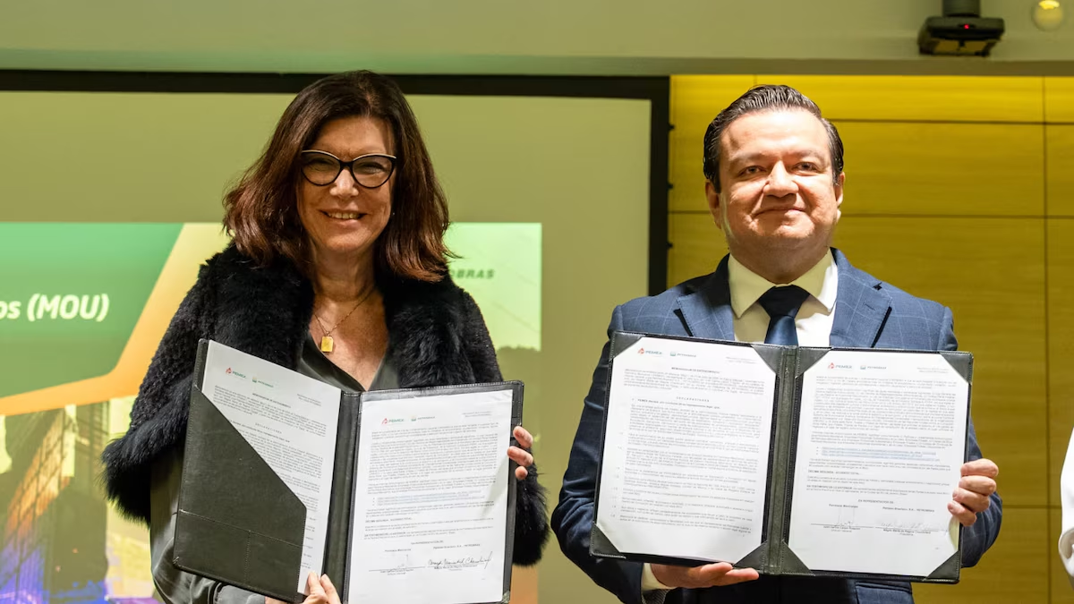 Firma acuerdo Pemex con Petrobras para explorar el Golfo y elevar producción