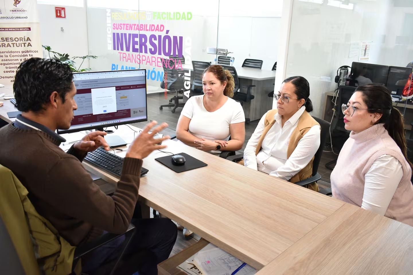 Edomex registra 250 solicitudes para proyectos de inversión de alto impacto en siete meses