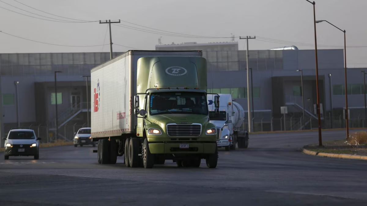 México libra arancel de EU: 85% de las exportaciones quedan exentas por reglas del T-MEC