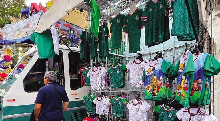 Advierten pérdidas millonarias por piratería del Mundial