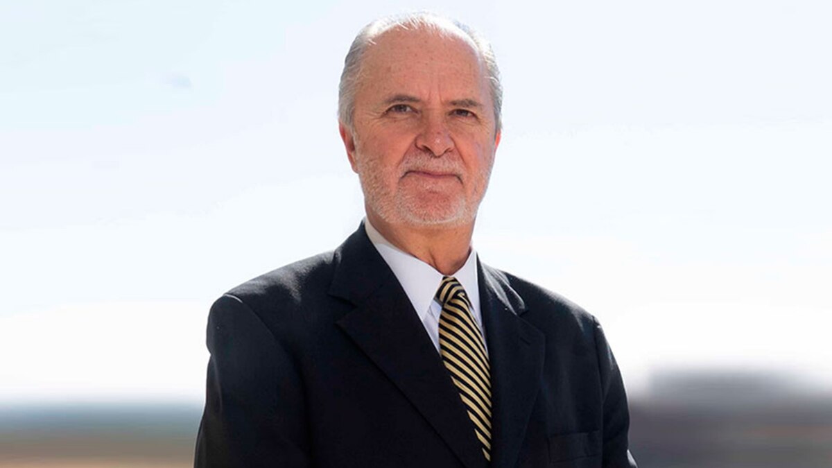 Nombran a Javier de la Fuente como secretario general tras renuncia de Patricia Dávila