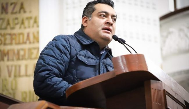 Critica PAN propuesta de Lenia Batres