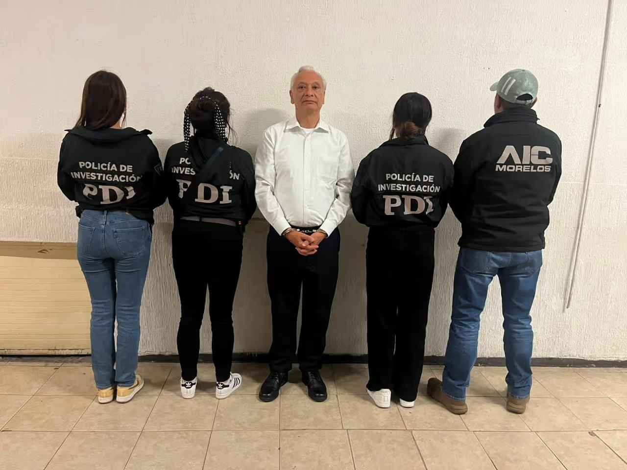 Detienen en la Alcaldía Benito Juárez al exdirector de Pemex, Víctor Padilla