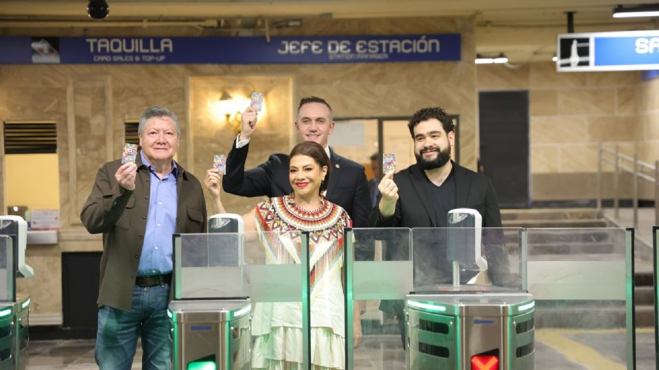 Brugada inaugura remodelación en estaciones Hidalgo y Bellas Artes