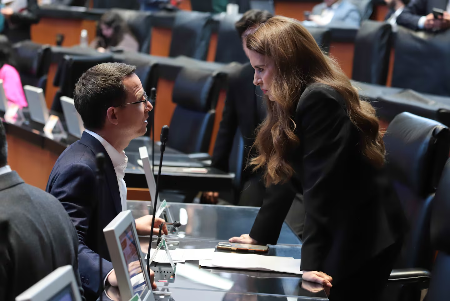 Senadores de oposición acusan fracaso de gobierno morenista en negociación de T-MEC