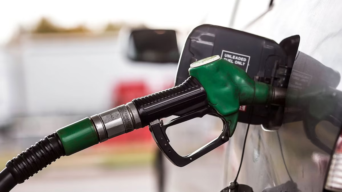 Coparmex propone cobro del IEPS a gasolineras para ‘cerrar la puerta’ al huachicol fiscal