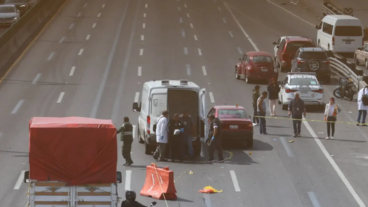 Mujer muere atropellada en la Autopista México-Puebla; hay un detenido