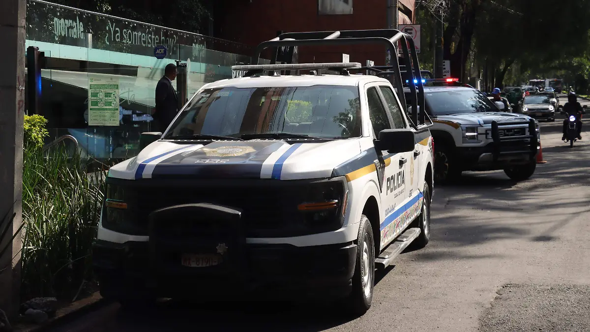 Muere hombre frente a centro comercial de San Ángel. Álvaro Obregón
