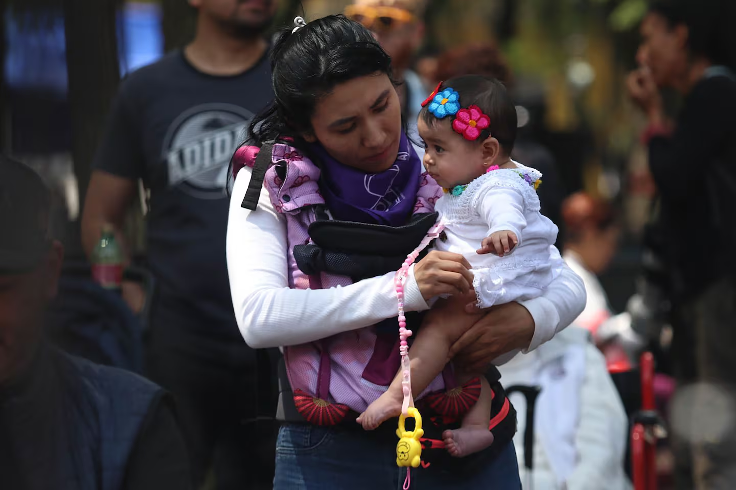 Morena busca evitar que deudores alimentarios sean servidores públicos