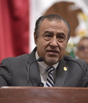 Coordenadas Políticas/Martín Aguilar/Nadie sabe para quien trabaja