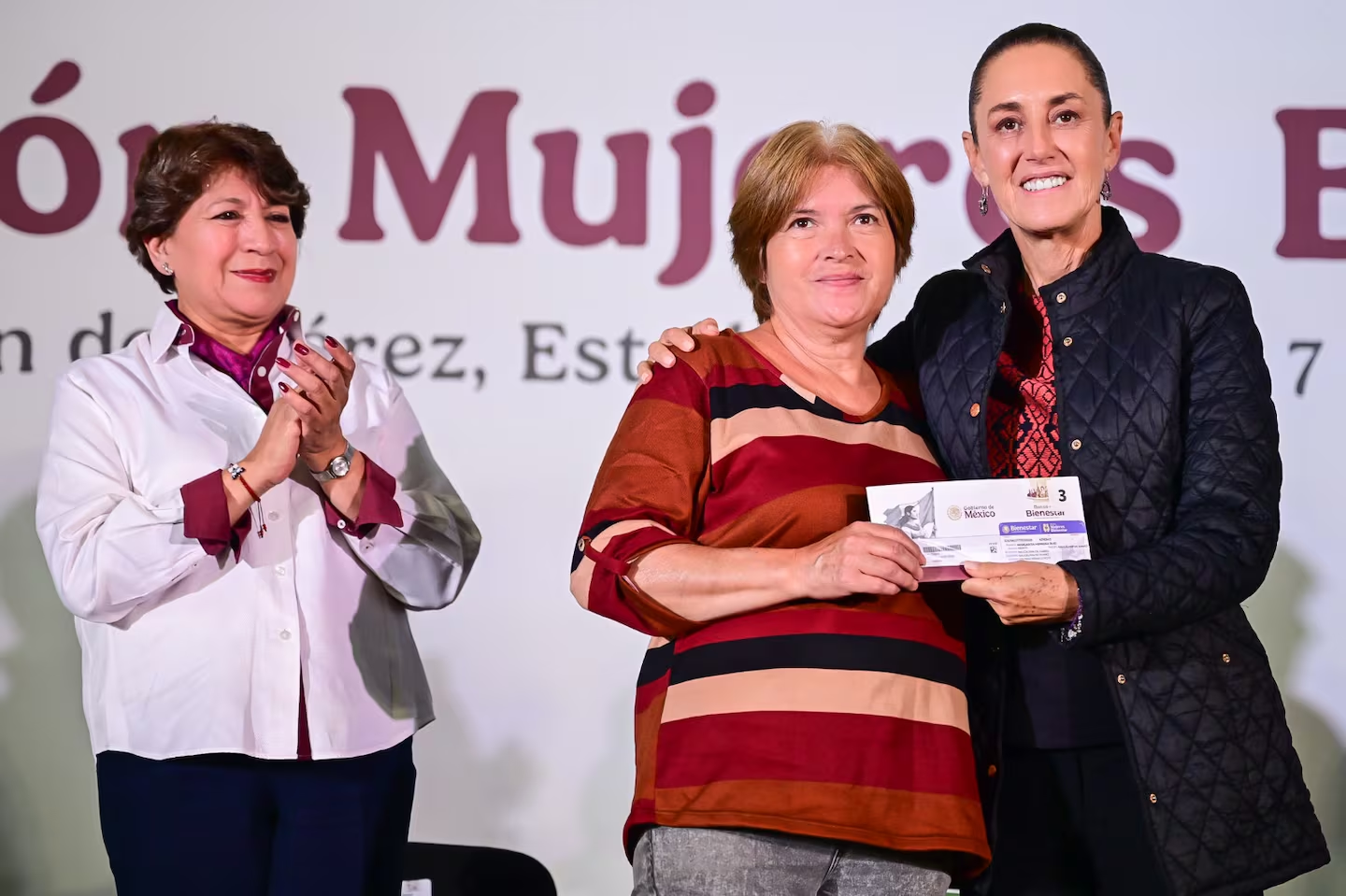 Más de 700 mil mexiquenses reciben apoyos para mujeres en el marco del Plan Oriente