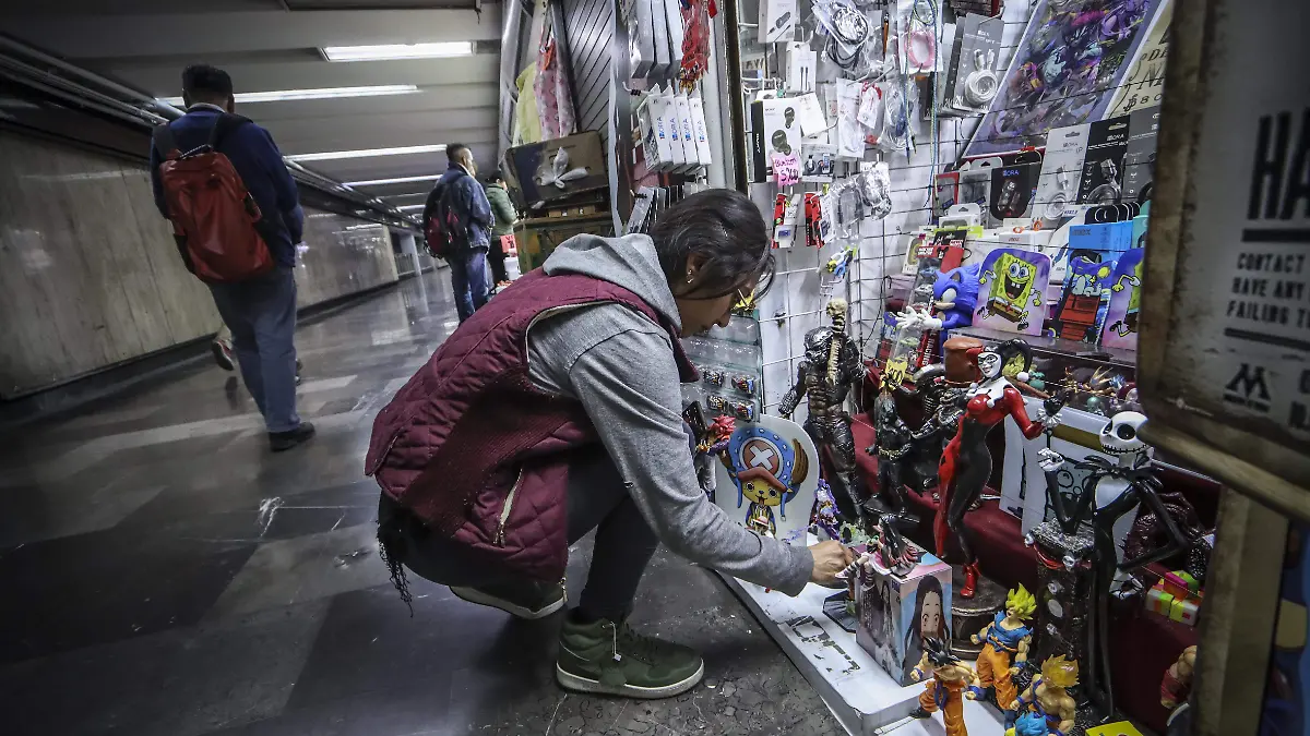 Locales del Metro de la CDMX tienen 60 días para uniformar a su personal o enfrentar multas