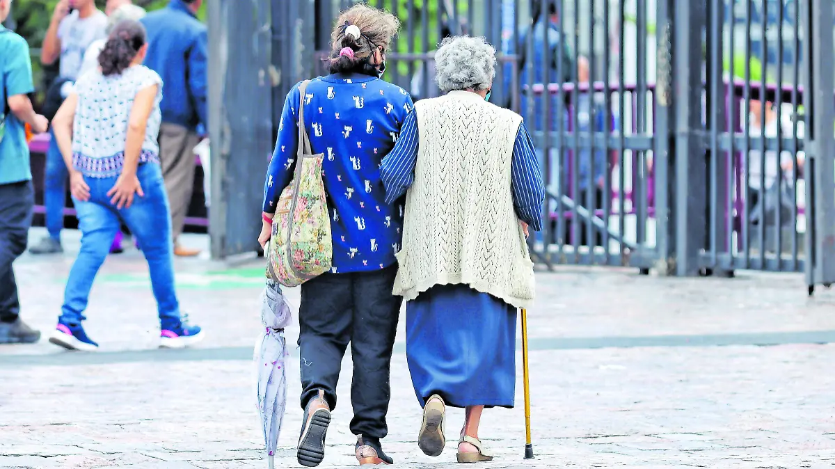 Familiares de presos se amparan para formar parte del Sistema de Cuidados en CDMX