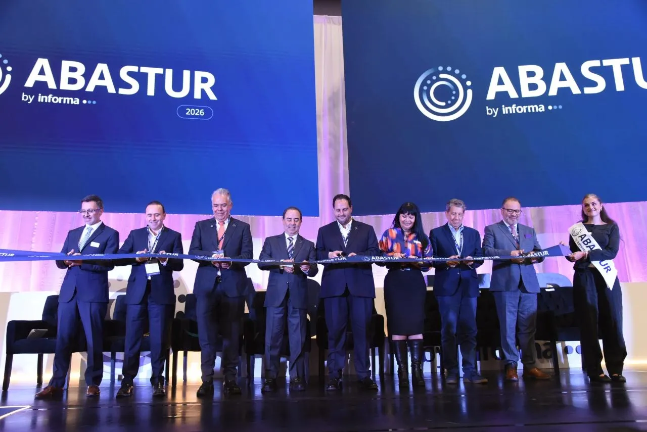 Así se vivió el gran arranque de ABASTUR 2026