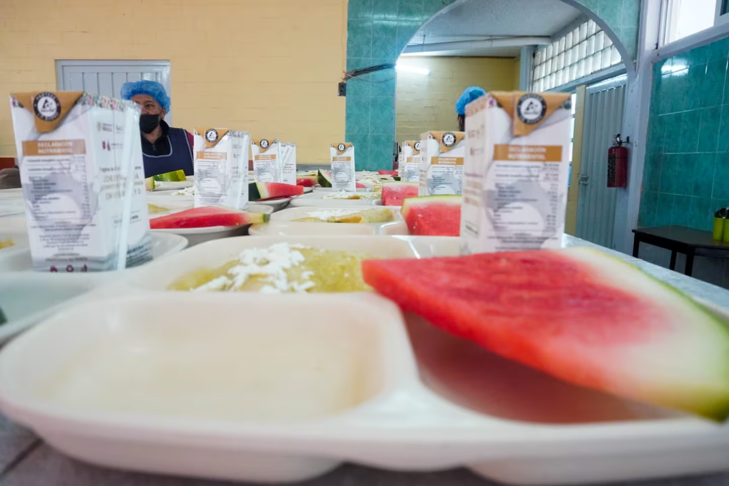 DIF CDMX incorpora cinco escuelas al programa piloto de alimentos calientes