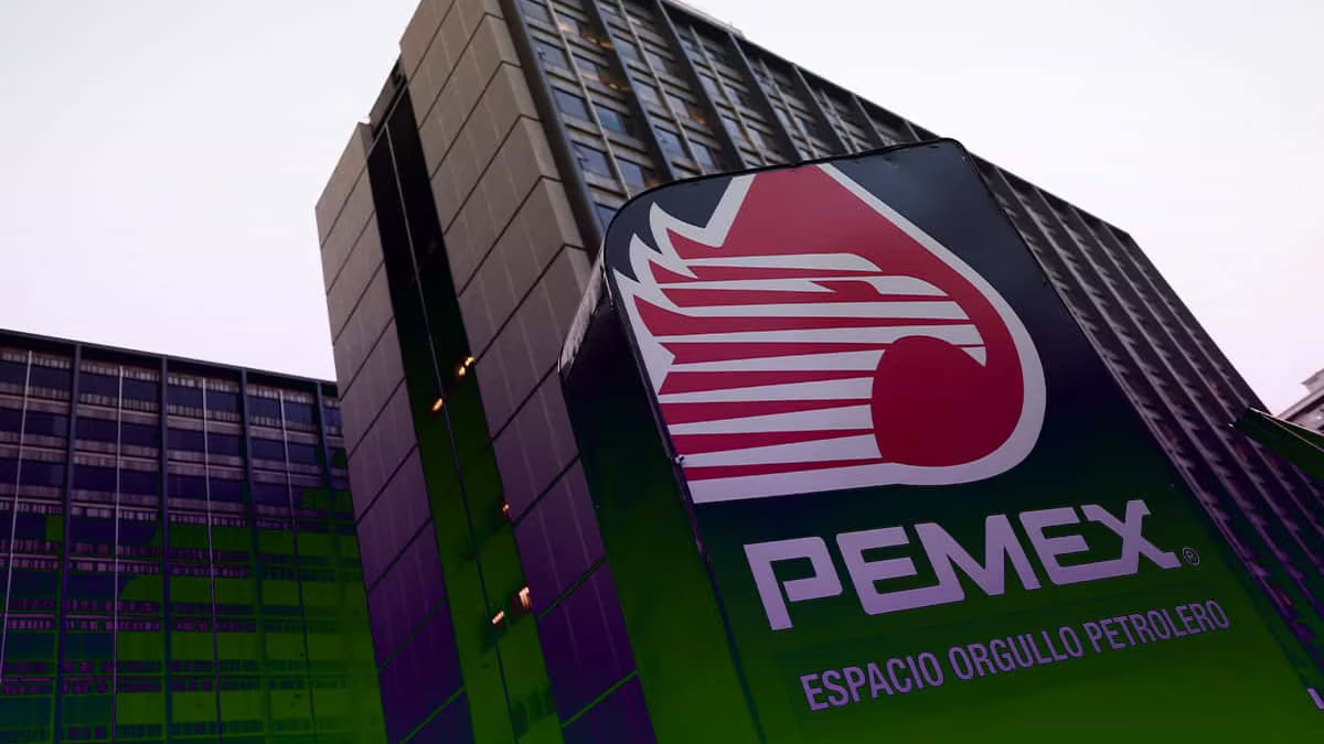 Trabajadores de Pemex obtienen su mayor aumento salarial en 24 años