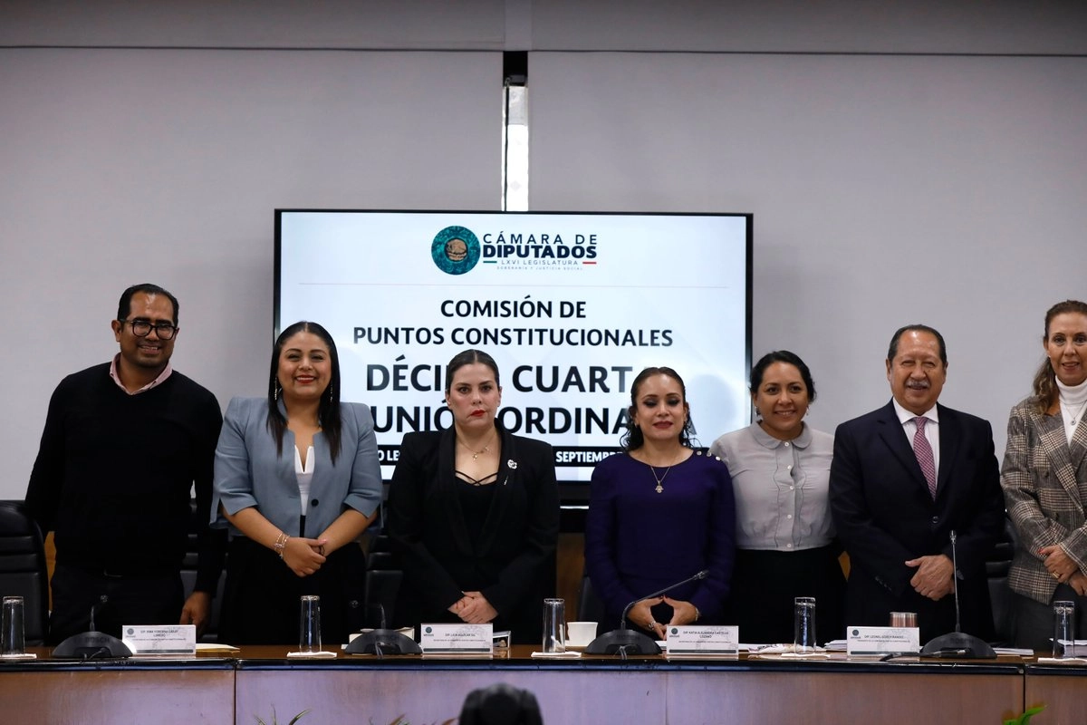 Diputados aprueban en comisiones dictamen de reforma propuesta por Sheinbaum sobre doble nacionalidad