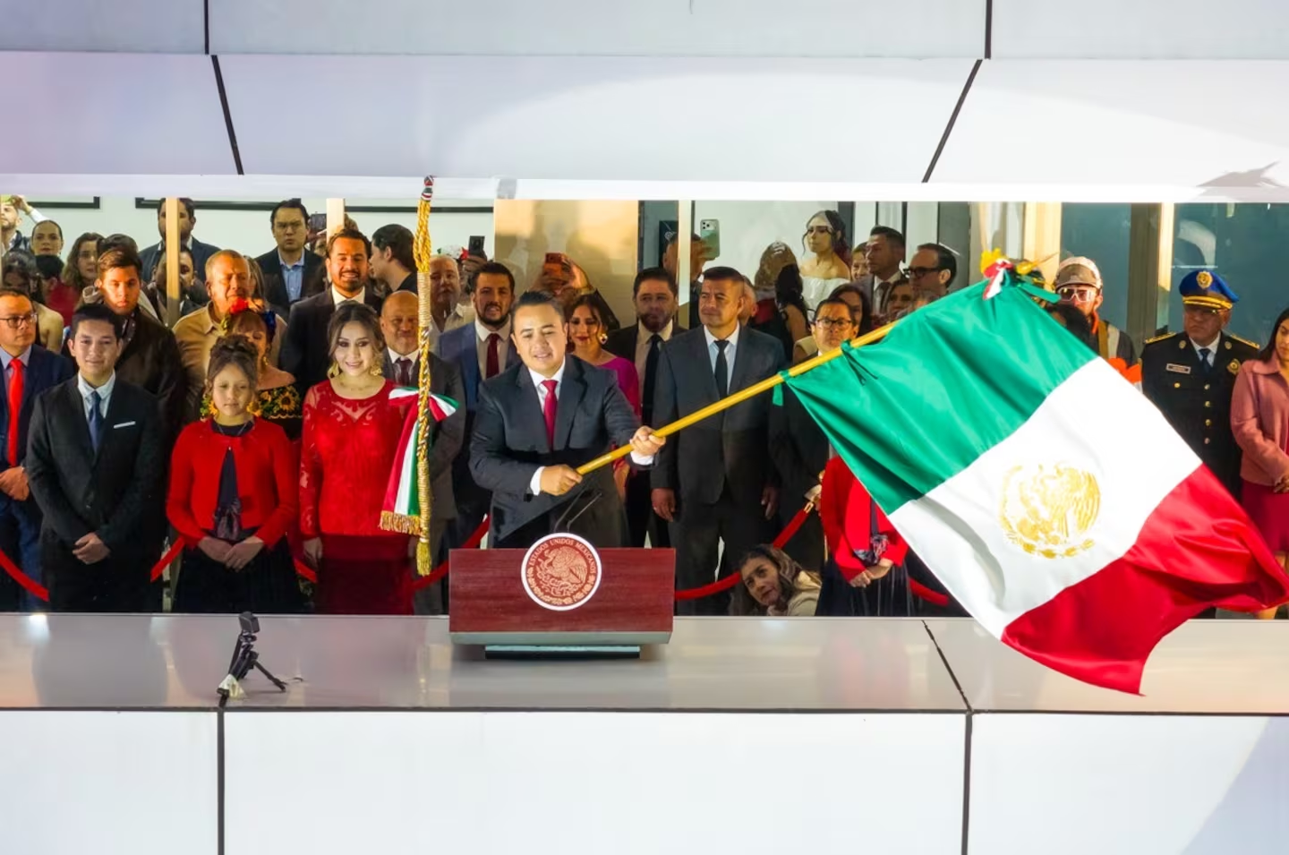 Janecarlo Lozano encabeza fiestas patrias en GAM ante más de 120 mil personas