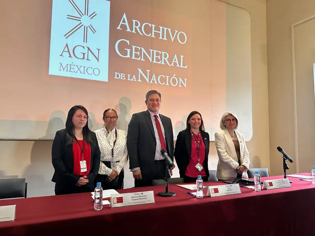 Presentan plataforma del Archivo General financiada por EU para rastrear documentos robados