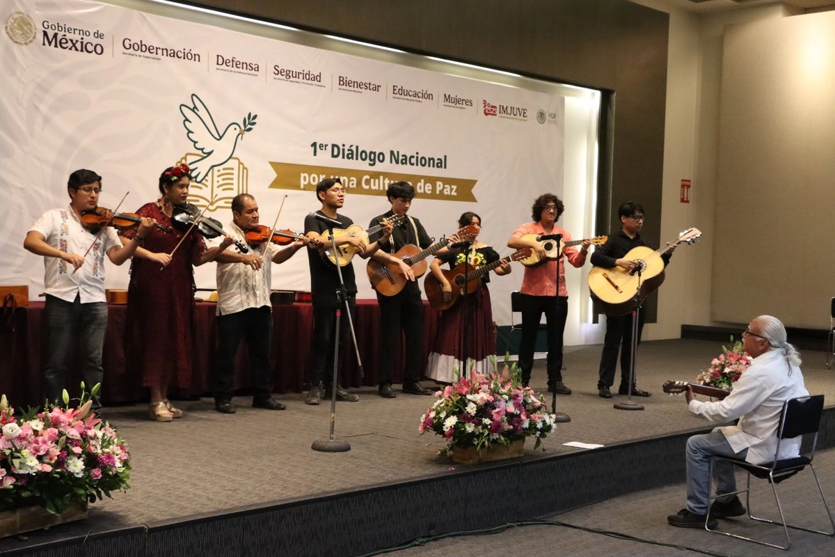 Gobernación reúne a 32 estados en primer diálogo nacional por una cultura de paz
