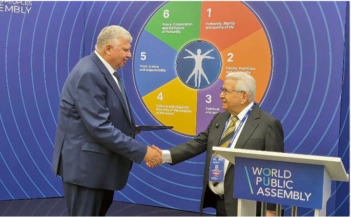 Los pueblos del mundo deben tomar el poder y crear una sociedad mejor: Aquiles Córdova, en la Asamblea Pública  Mundial, en Rusia