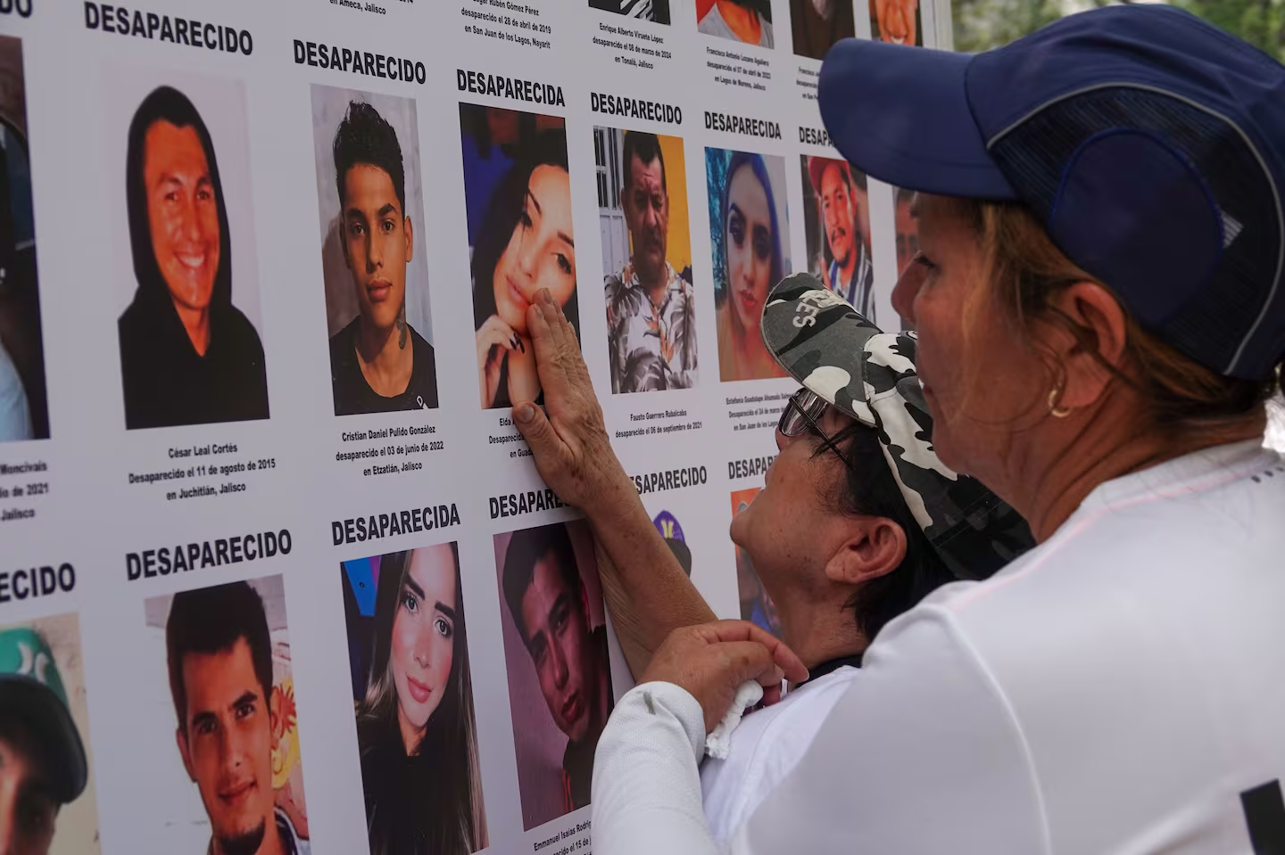 Presentan 20 compromisos a familias buscadoras con policía especial y jueves especializados