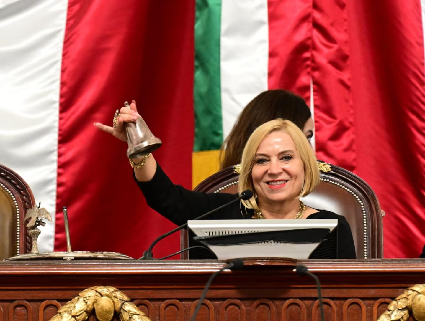 Presidenta del Congreso CDMX plantea semáforo para evitar rezagos; asegura que su sello será la institucionali dad