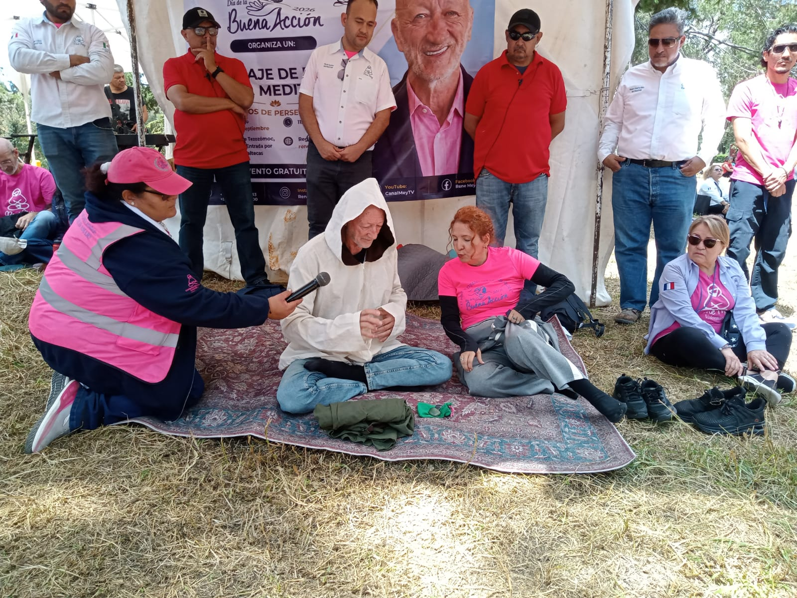 Reúne a mIles René May en su Magna Meditación y Mensaje de Paz 2026.