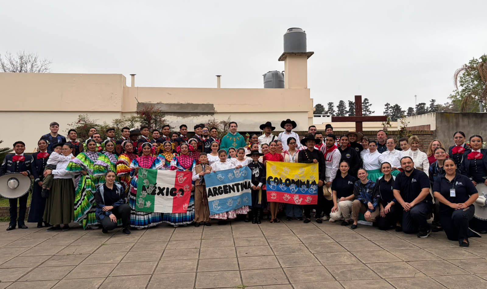 Grupos Culturales Nacionales de Antorcha culminan exitosa gira por Argentina