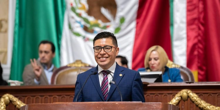 Aprueban instalar buzones de Consulta Metropolitana