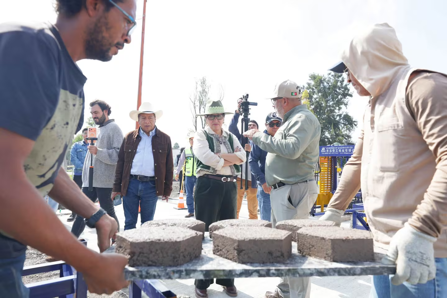 Ecatepec inaugura Adoquinera para crear material que mejore la infraestructura del municipio