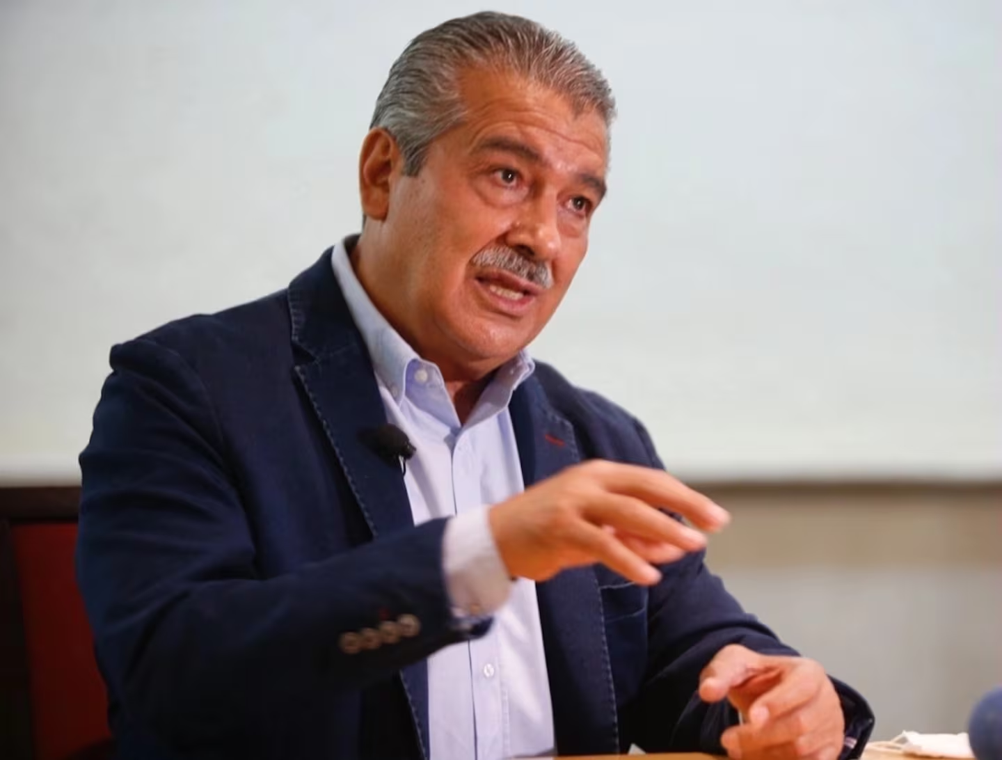 PT exige a Morena repetir las 17 encuestas en los estados; amagan con ir solos en Michoacán