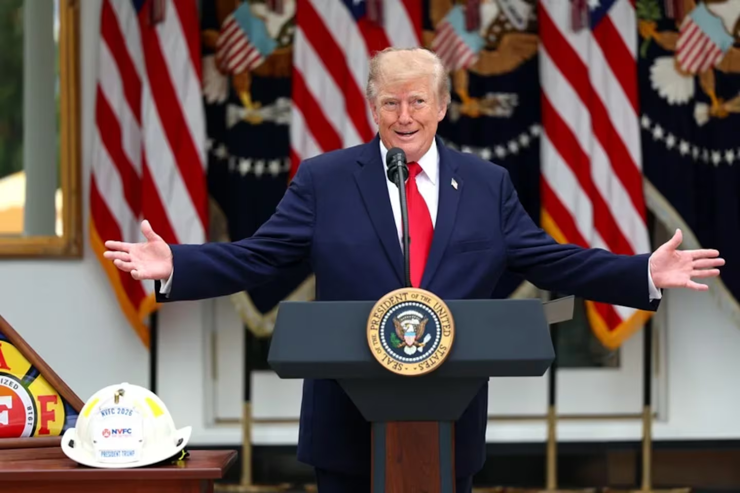 Trump afirma que México ha pagado varias veces el muro fronterizo con aranceles