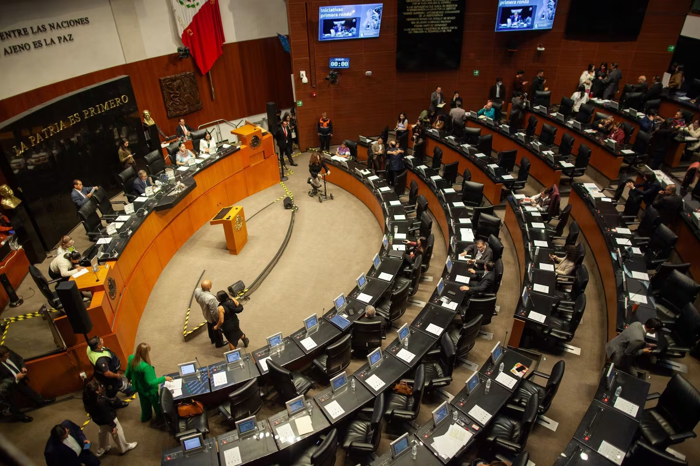 Aprueba Senado Ley de derechos para 2027