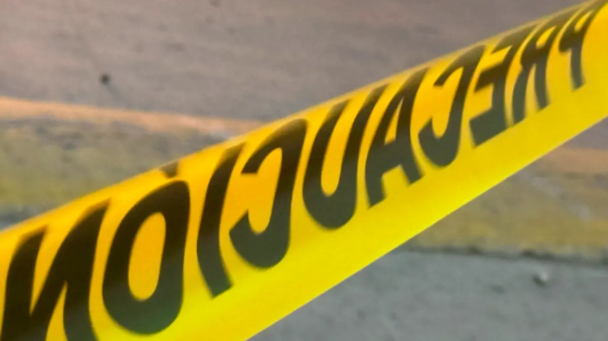 Mueren al menos dos motociclistas tras violento choque cerca de Las Torres