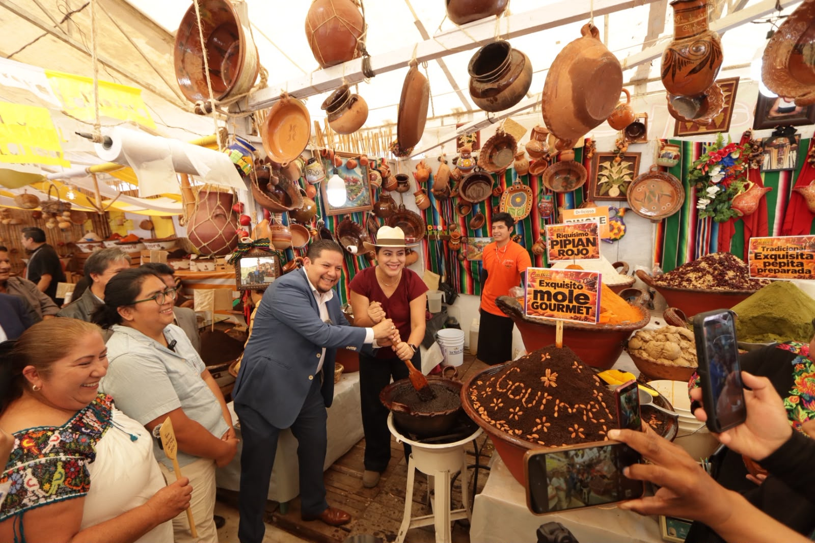 Octavio Rivero inaugura la Edición 49ª de la “Feria Nacional del Mole Atocpan 2026”